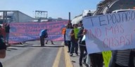 Vecinos de Cuautitlán Izcalli bloquean caseta de Tepotzotlán: exigen solución a la falta de agua y contra la construcción de viviendas