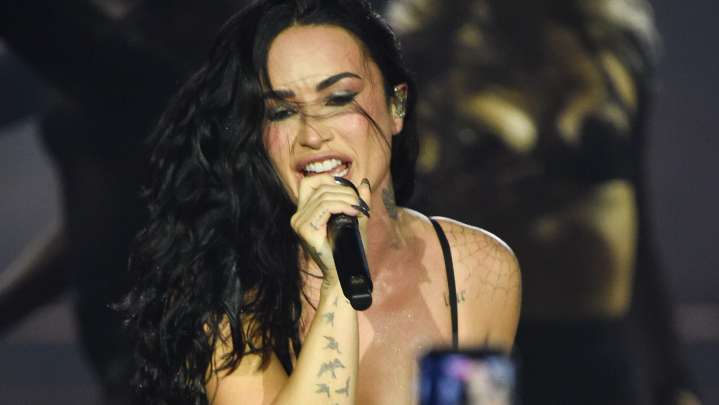 Demi Lovato announces Detroit date on 'It's Not That…