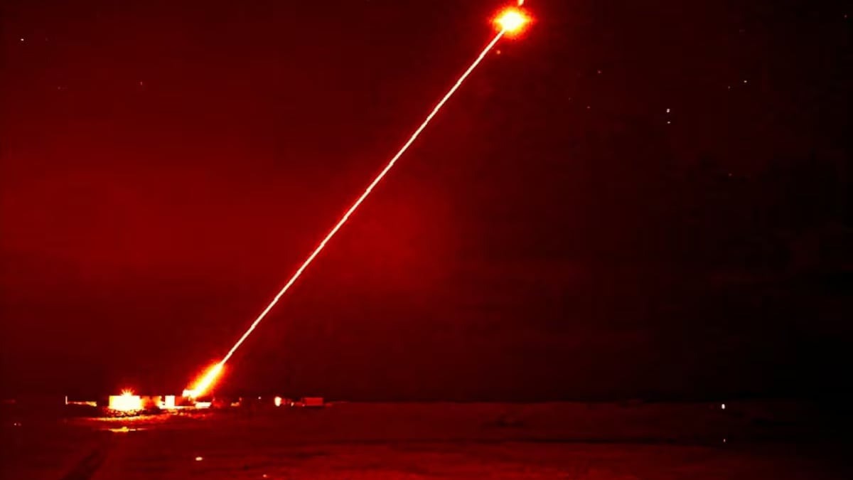 La OTAN adquiere un nuevo arma: un láser capaz de derribar 20 drones por minuto