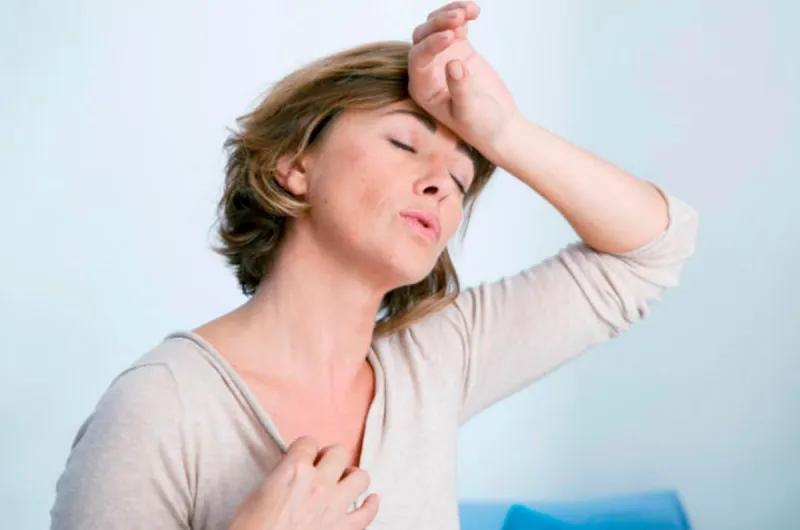 Menopausia: "Acontece cerca de los 50 y puede ocurrir antes de los 40"