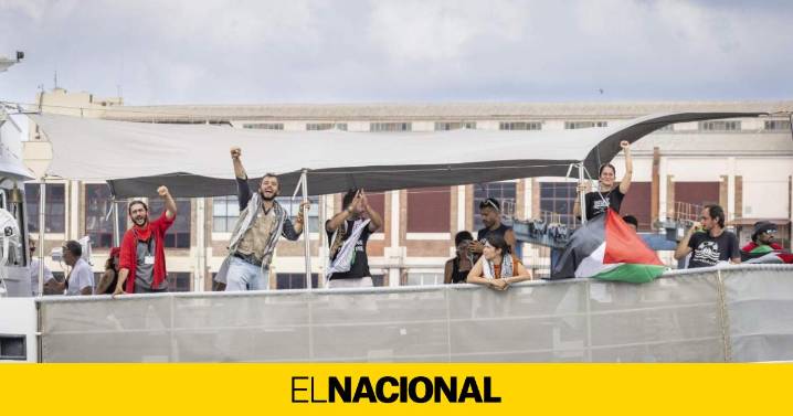 El Gobierno pide a la Flotilla que dé marcha atrás y avisa de que la nave de rescate no continuará
