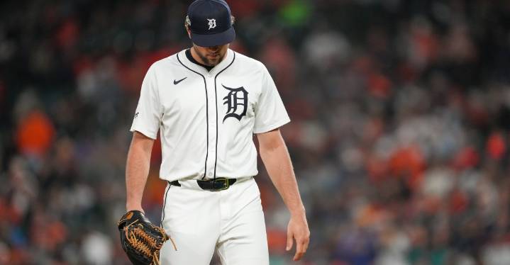 Seattle Mariners drown Detroit Tigers after two-hour rain delay in ALDS Game 3