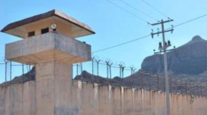 Otorgan la libertad a ex policía del puerto de Guaymas acusado de violencia