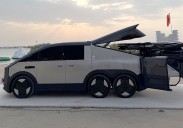 Flying Chinese cars aspire to be latest wonder of Gulf’s skies