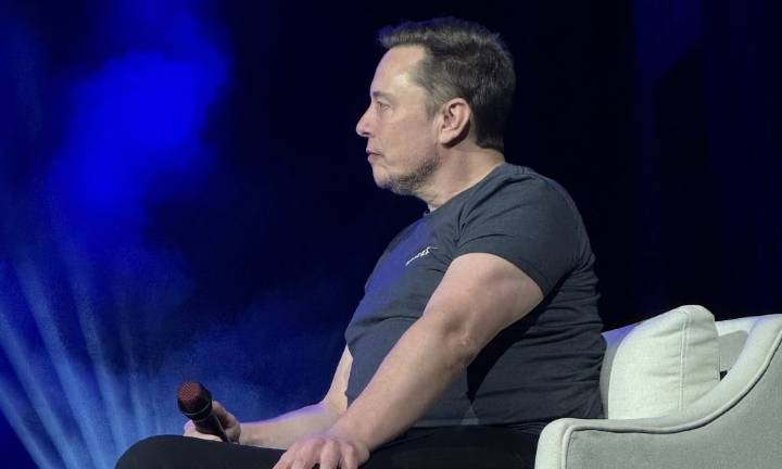 Tesla warns Elon Musk could step down if shareholders reject pay plan