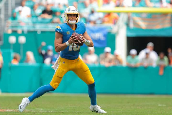 Dolphins’ Tua Tagovailoa admonishes late attendees at players