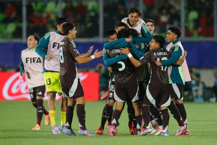 México elimina y golea a Chile en el mundial sub 20
