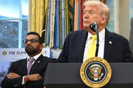 Trump advierte a Hamás: "no tendremos más opción que entrar y matarlos" si sigue violencia en Gaza