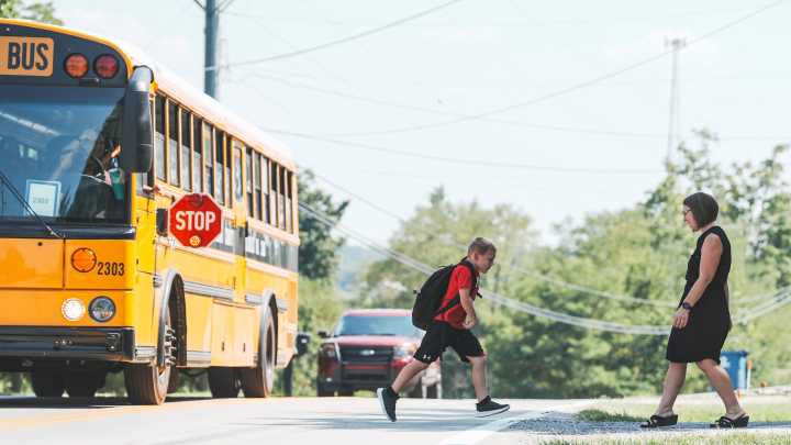 Oldham board votes down Bible program during school hours