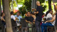 Castilla y León rompe su techo histórico de empleo y rebaja el paro un 6,6%