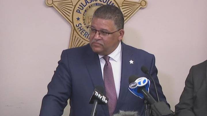 Pulaski County Sheriff Eric Higgins announces reelection campaign