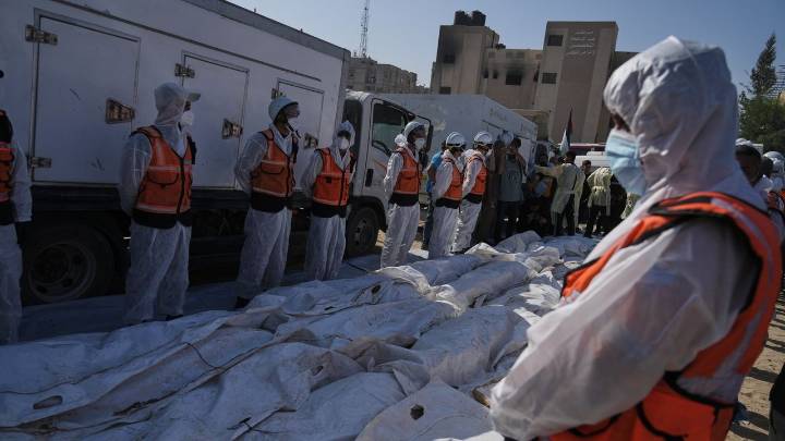 As Israel returns bodies, Palestinians face a grisly search through corpses for lost loved ones