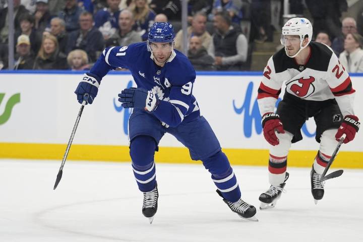 Deadspin | Sluggish Maple Leafs kick off back-to-back vs. Sabres
