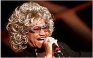 La desoladora historia y el vínculo con el atentado de la AMIA de “La vida es un carnaval”, uno de los éxitos de Celia Cruz