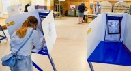 Early voting draws more than 160,000 in opening weekend
