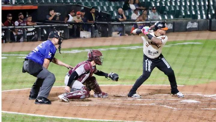 Tomateros de Culiacán gana el primer juego de la serie ante Naranjeros de Hermosillo