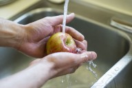 What Really Works to Get Rid of Pesticide Residues on Your Produce