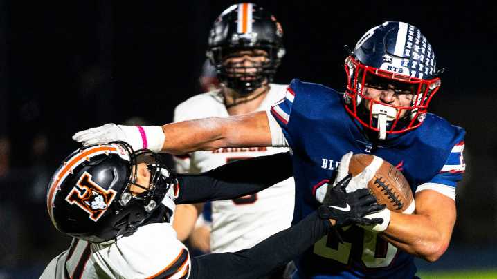 Belvidere North sprints its way past Harlem and to undefeated NIC