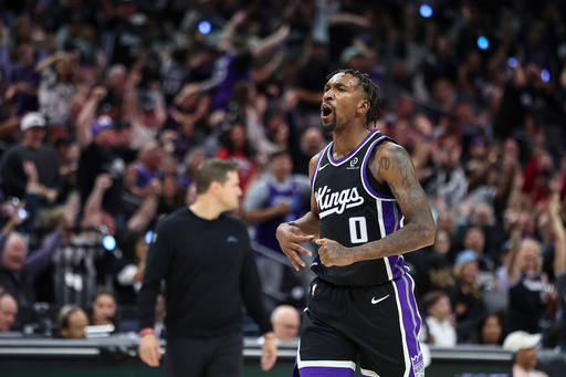 Sabonis ayuda a que Kings superen 105