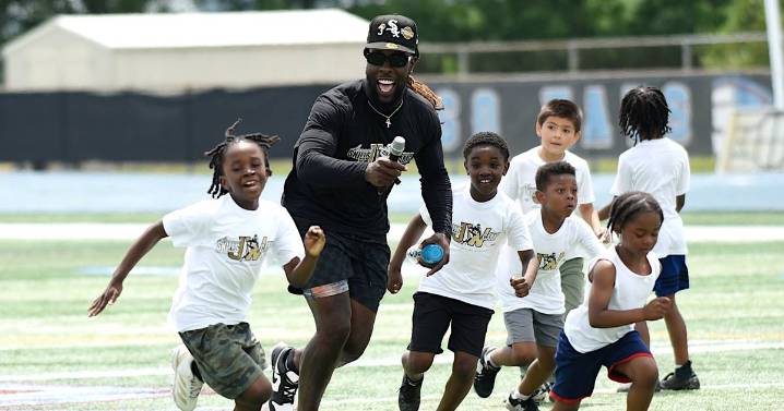 Bishop McNamara graduate Jonathan Ward signs to Patriots practice squad