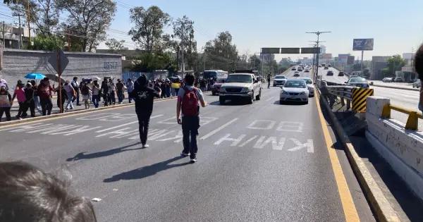 Videos | Cierran calles y avenidas en segundo día de protesta estudiantil