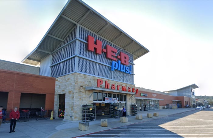 H-E-B donates $6 million to help feed Texans as threat of SNAP benefit cuts continues