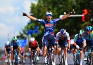 Magnier, el sprinter que se cayó con el móvil en la mano