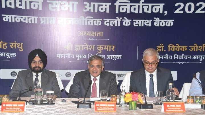 In EC meeting, NDA, Oppn on same page over post-Chhath Bihar polls, fewer phases