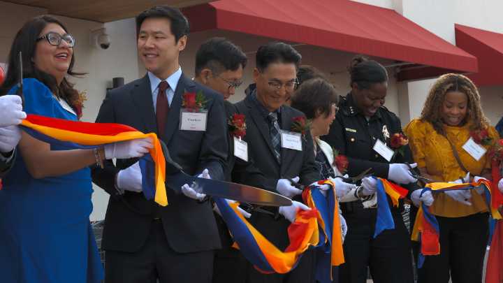 Dallas’ first H Mart is here, marking a new 'beginning' for Koreatown