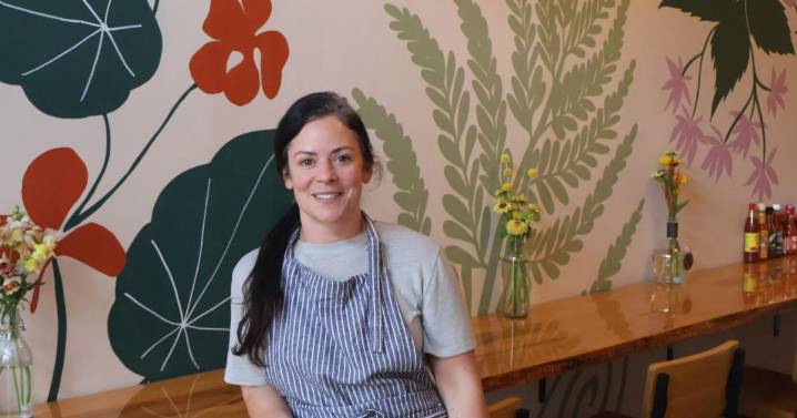 Three Sisters Cafe sets up shop