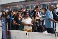 EE. UU. implementa tarifa de $ 1,000 para permiso de permanencia temporal