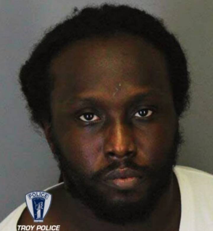 Flint Man charged with Troy bank robbery