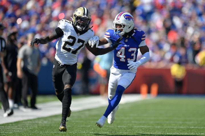 Experts release Patriots vs. Bills SNF preview after Dorian Strong IR news