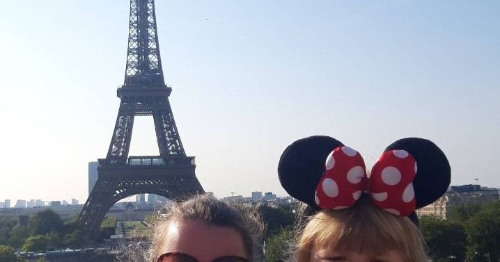 Mum arrested at airport and banned from airline blames 'burnout'