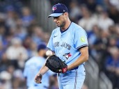 Max Scherzer, Chris Bassitt left off Blue Jays ALDS roster, roof open for Game1