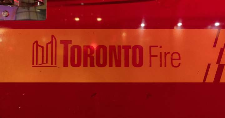 ‘No risk’ of Mimico Creek being impacted by waste management blaze: Toronto fire