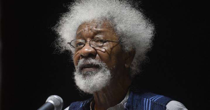 Wole Soyinka, premio Nobel de Literatura 1986, dice que EU revocó su visa