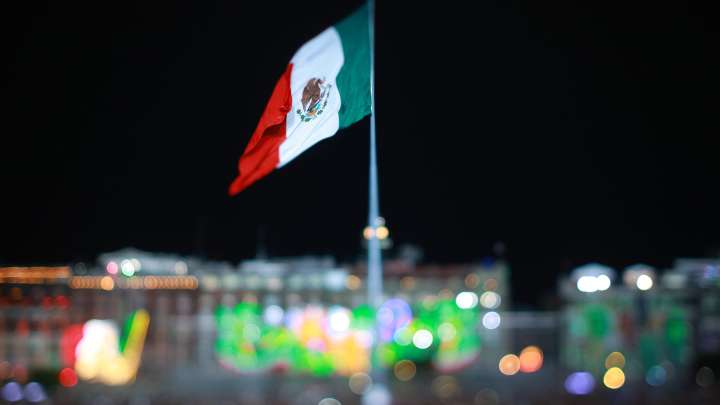 ¿Cómo regresar a México si soy inmigrante? Lo que debes saber