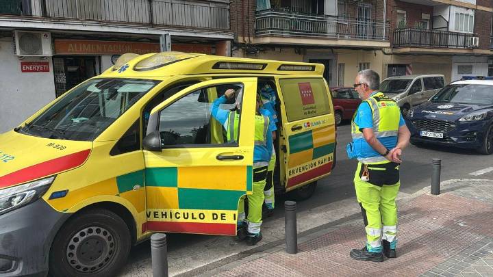 La Policía detiene a un hombre por matar a puñaladas a su expareja de 21 años en Madrid