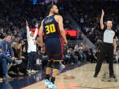 Stephen Curry fue el héroe y dominó a los Nuggets