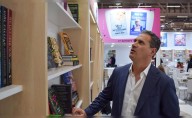 La censura literaria aumenta: EE.UU. multiplica las prohibiciones de libros sobre temas raciales y LGBTQ