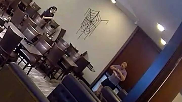 Teen calmly saves man choking at a restaurant. See video.