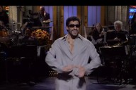 Bad Bunny responde a críticas por Super Bowl 2026 con mensaje en español en Saturday Night Live