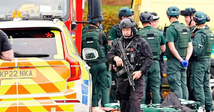 Car and knife attack at UK synagogue on Yom Kippur kills 2 and wounds 3