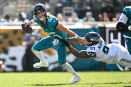 Week 6 analysis: Seahawks rediscover pass rush as they remain unbeaten on road