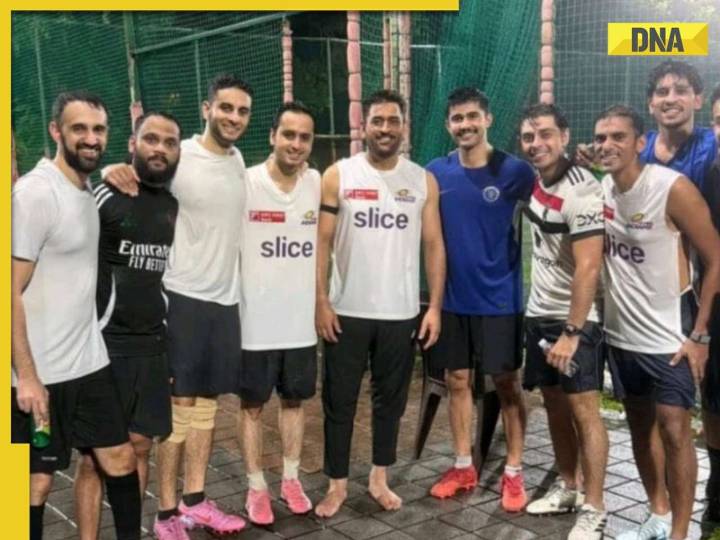 Dhoni to quit CSK for MI? Captain Cool's pic wearing Mumbai Indians shirt goes v
