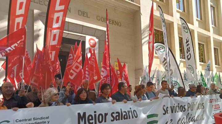Los empleados públicos se movilizan para reclamar que se abra la mesa de negociación