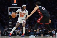 Knicks' brand new bench toy is throwing up bricks