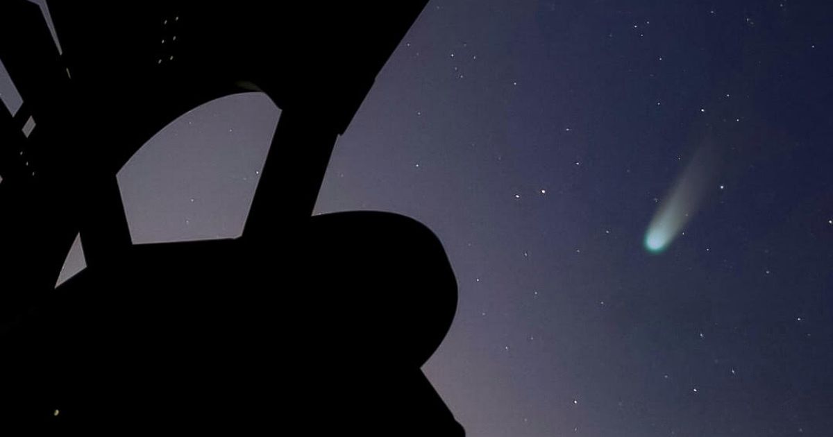 Stargazer captures Comet Lemmon over Lanarkshire for last time in 1300 years