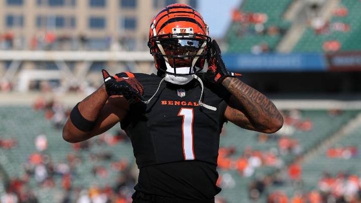 Sources: Ja'Marr Chase expected to play in Joe Flacco's debut